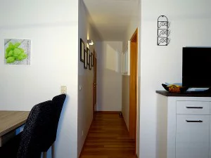 Flurbereich der Ferienwohnung mit Übergang zum Wohnbereich