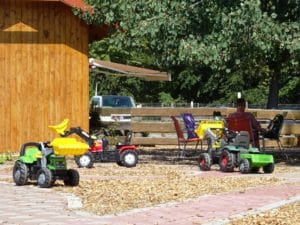 Ferienwohnung Dresden Lockwitz - Kindertraktoren