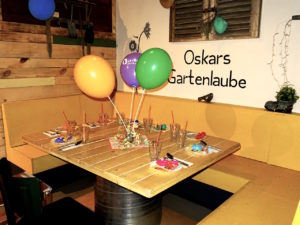 Geburtstagsecke aufgetischt