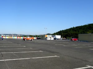 Ausreichend Platz für die Autos